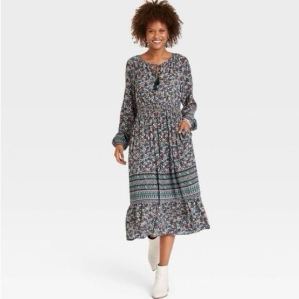 Knox Rose Long Sleeve Smocked midi Dress Floral Print Boho tassel green Small